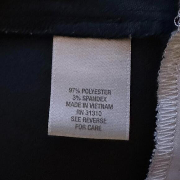 Black and White Color Block Dress With Gold Accents Size 12 - Picture 7 of 8